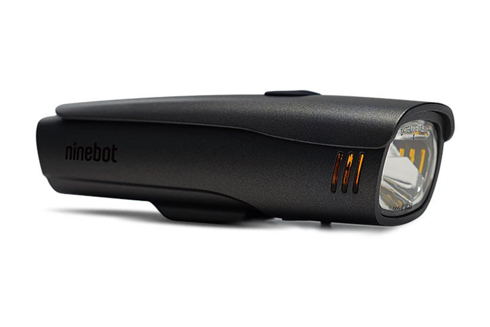 Внешний фонарь Ninebot German version 60lux 2600 mAh