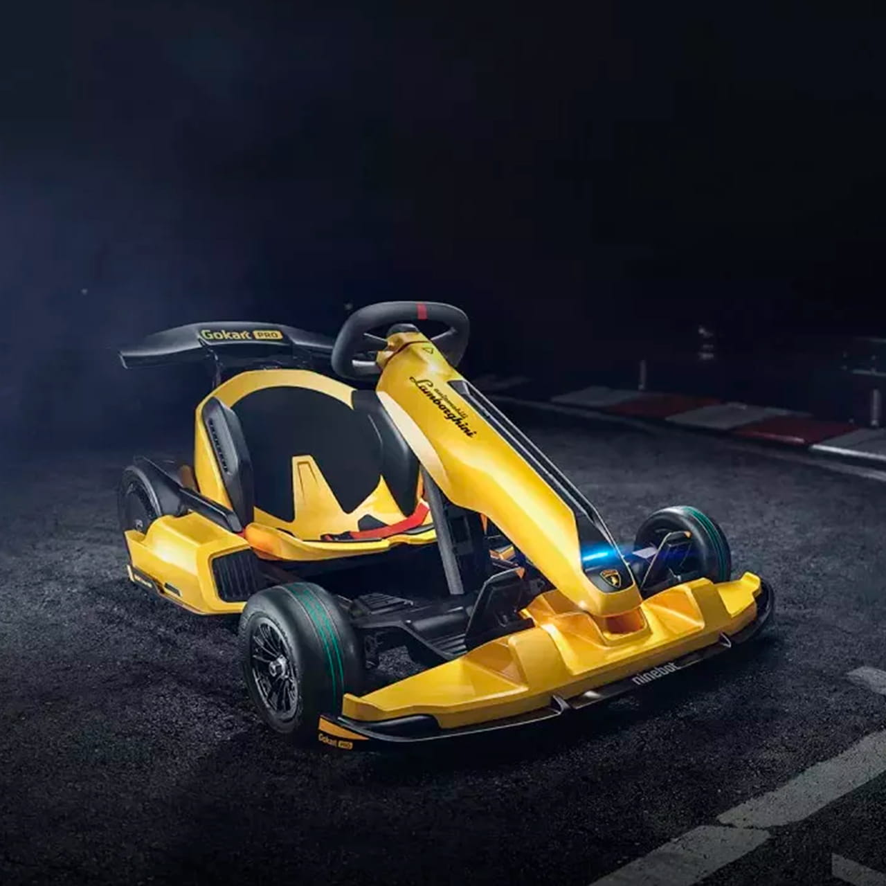 В конструкции Ninebot Go-Kart Pro 2 предусмотрена трёхступенчатая защита водителя от столкновений