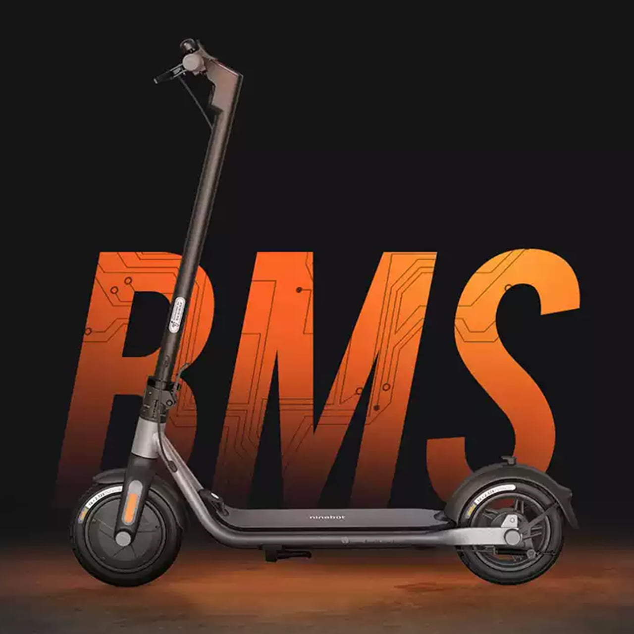 Аккумулятор электросамокат Ninebot KickScooter D18W имеет ёмкость 5100 мАч