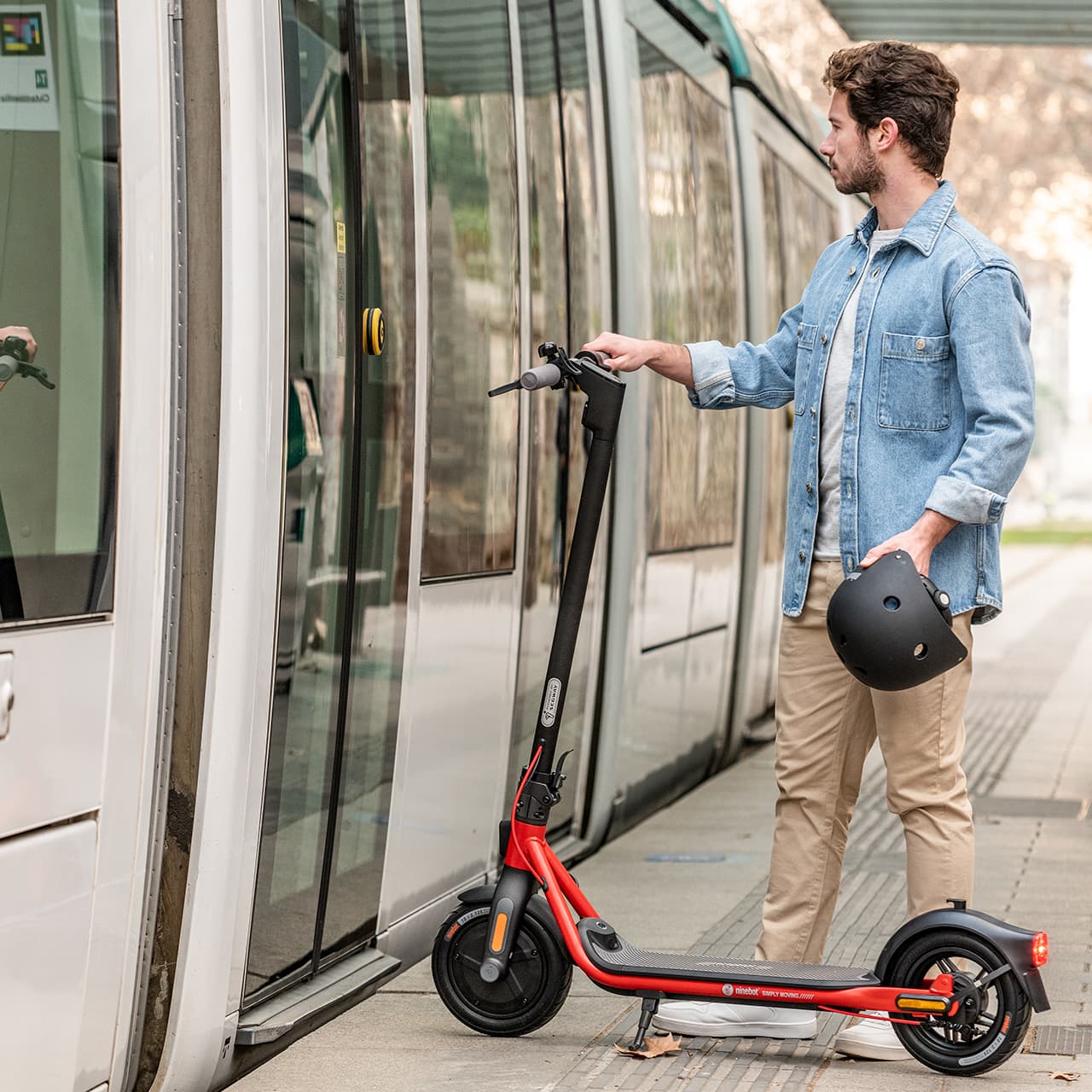 Купить электросамокат Ninebot KickScooter D38 у официального дилера в Москве