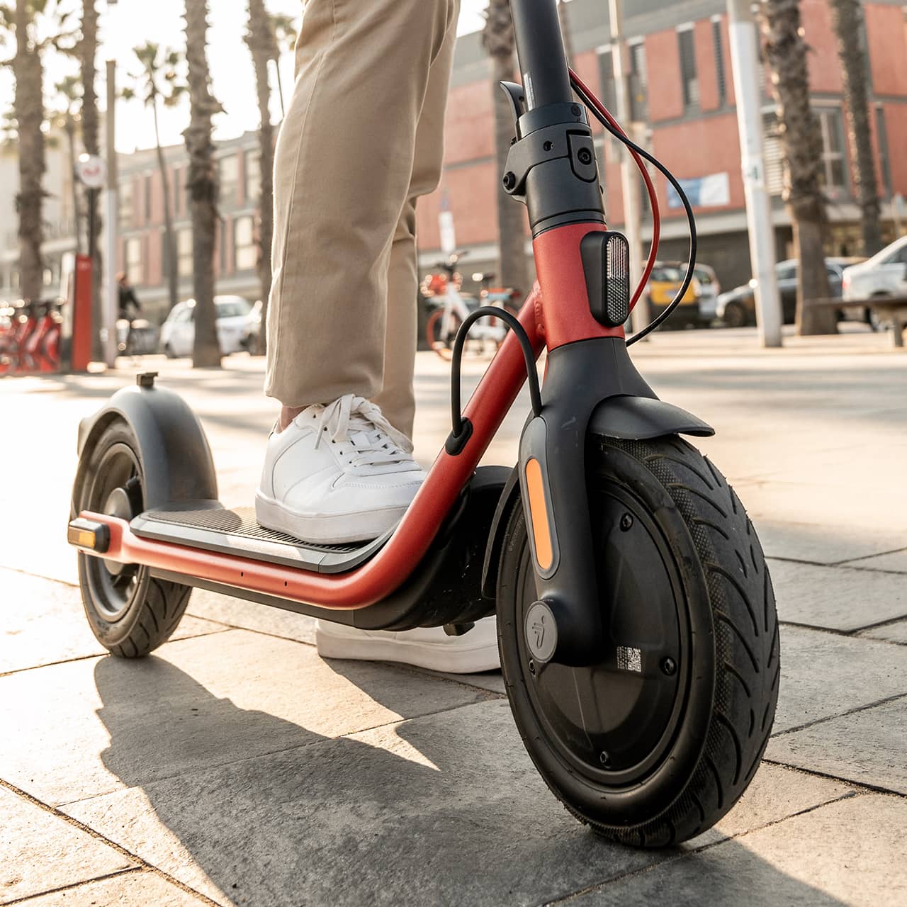 Пневматические шины с камерами Ninebot KickScooter D38 диаметром 10 дюймов
