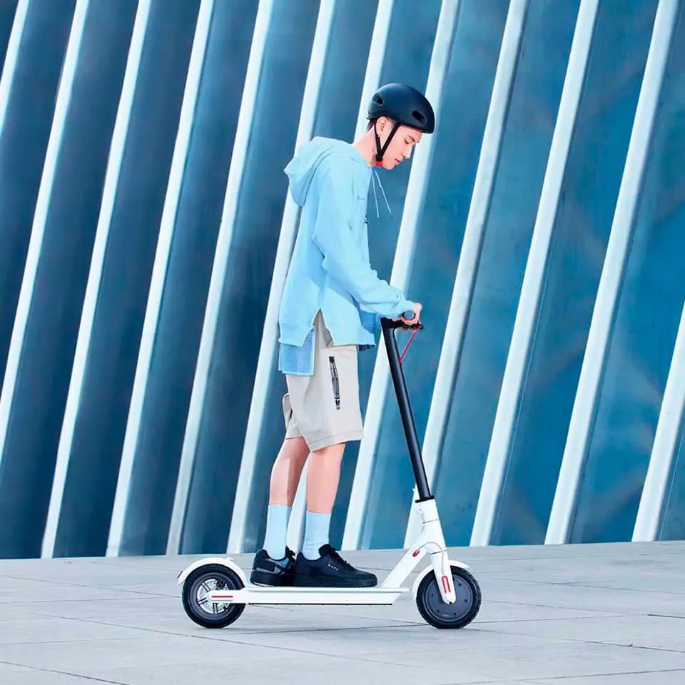 Купить электросамокат Xiaomi Mi Electric Scooter 1S