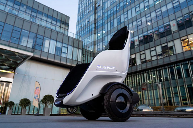 Концепт кресла Segway S-Pod год спустя