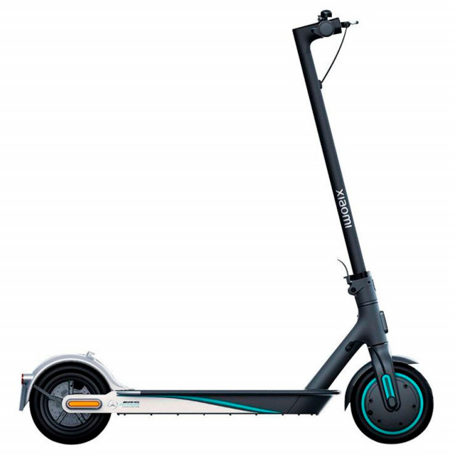 Xiaomi Mi Electric Scooter Pro 2 Mercedes-AMG Petronas F1 Team Edition Xiaomi Mi Electric Scooter Pro 2 Mercedes-AMG Petronas F1 Team Edition